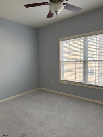 6208 Harcourt Rd 6208, Clifton City, NJ 07013