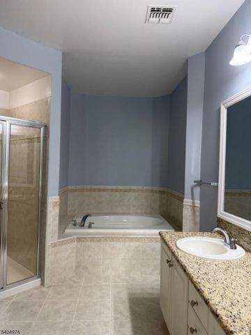 6208 Harcourt Rd 6208, Clifton City, NJ 07013