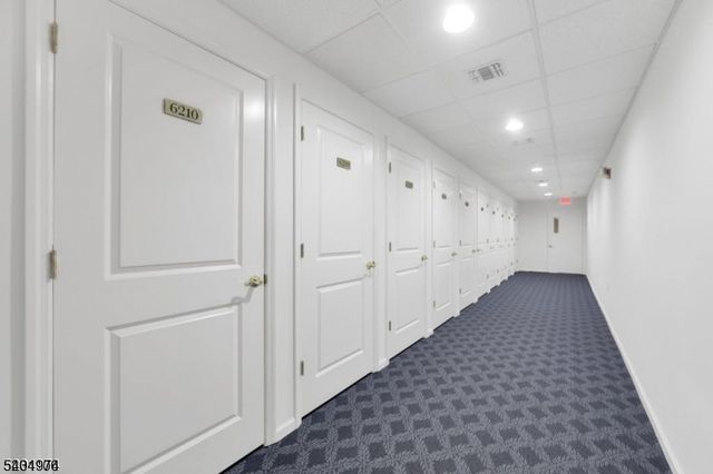 6208 Harcourt Rd 6208, Clifton City, NJ 07013