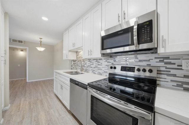 5700 Baltimore 225, La Mesa, CA 91942