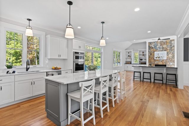 236-1 Bolton Rd, Harvard, MA 01451