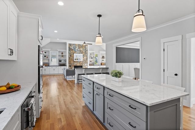 236-1 Bolton Rd, Harvard, MA 01451