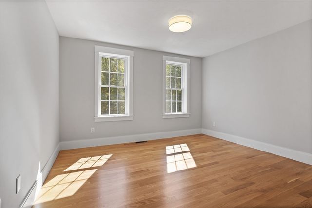 236-1 Bolton Rd, Harvard, MA 01451
