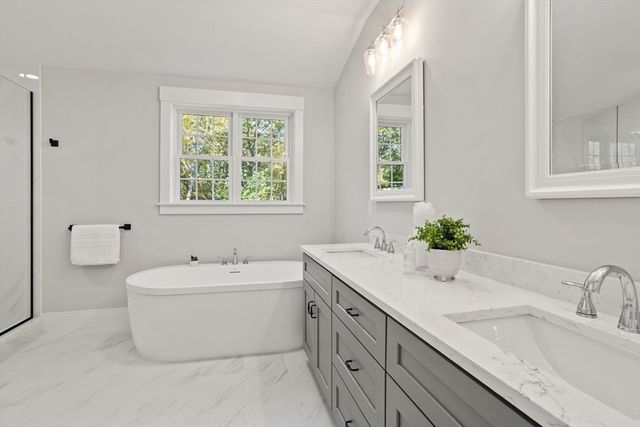 236-1 Bolton Rd, Harvard, MA 01451