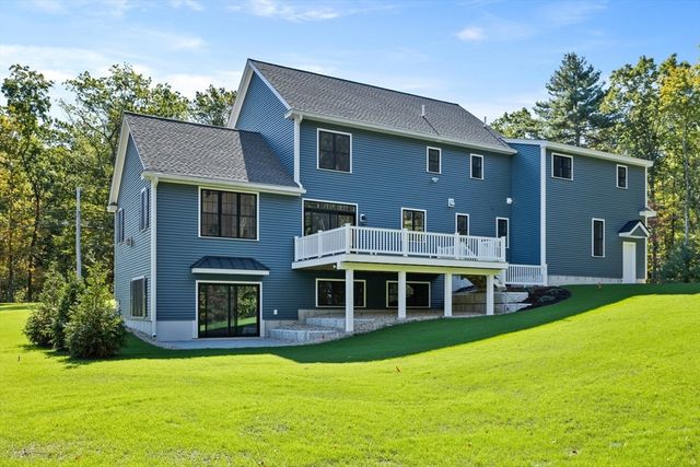 236-1 Bolton Rd, Harvard, MA 01451