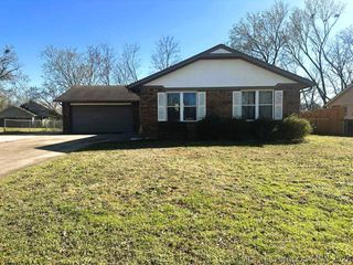 117 W 9th Place S, Claremore, OK 74017