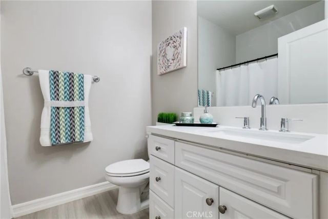 198 Guinevere, Irvine, CA 92620