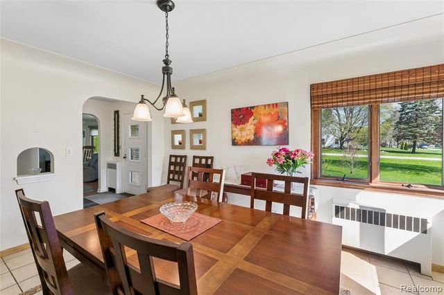 6214 Hugh Street, Burton, MI 48509