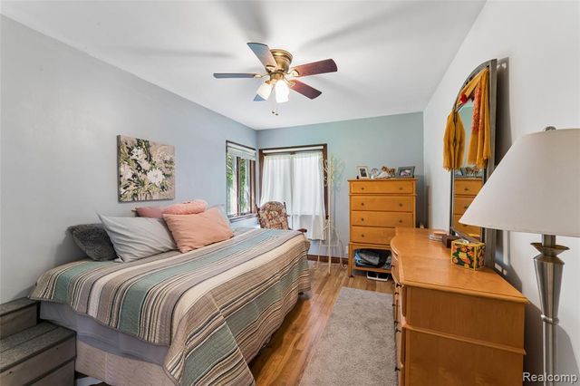 6214 Hugh Street, Burton, MI 48509