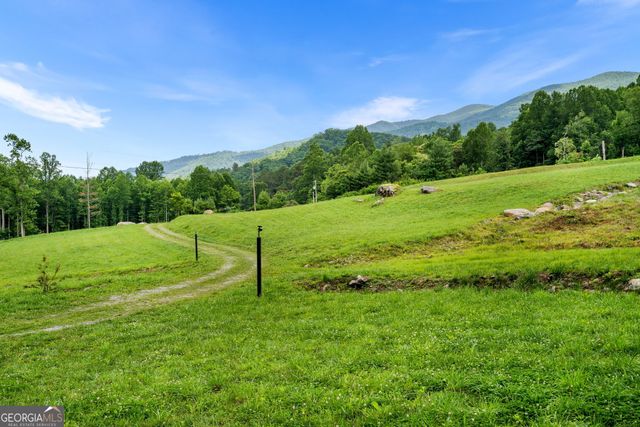1449 Muskrat Creek Road, Hayesville, NC 28904