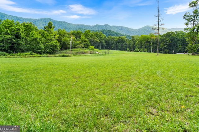 1449 Muskrat Creek Road, Hayesville, NC 28904