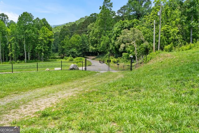 1449 Muskrat Creek Road, Hayesville, NC 28904