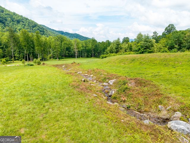 1449 Muskrat Creek Road, Hayesville, NC 28904