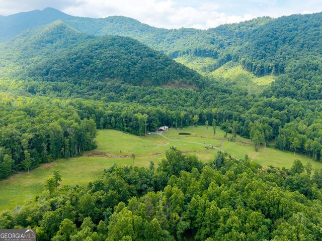 1449 Muskrat Creek Road, Hayesville, NC 28904