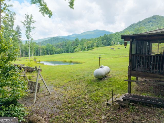 1449 Muskrat Creek Road, Hayesville, NC 28904
