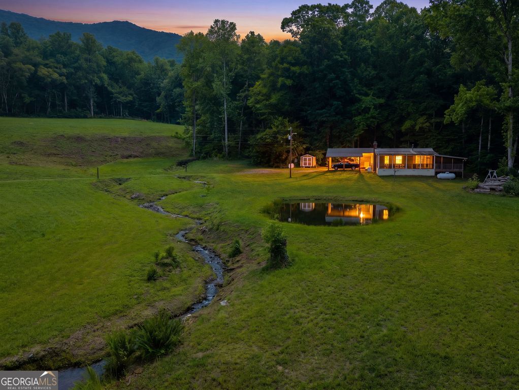 1449 Muskrat Creek Road, Hayesville, NC 28904