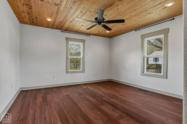 1011 W Court Street W, Paragould, AR 72450