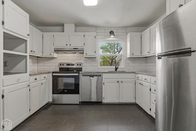 1011 W Court Street W, Paragould, AR 72450