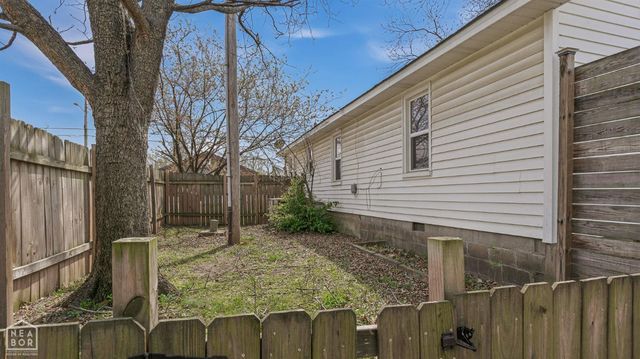 1011 W Court Street W, Paragould, AR 72450