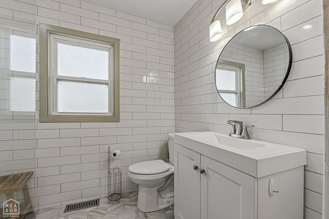 1011 W Court Street W, Paragould, AR 72450