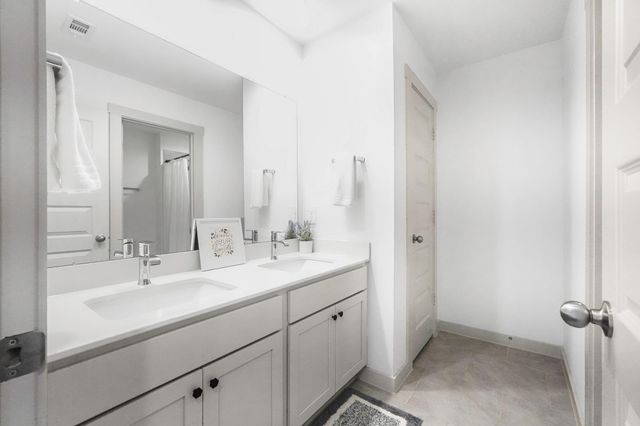 1126 Hyde Lake Lane, Missouri City, TX 77459