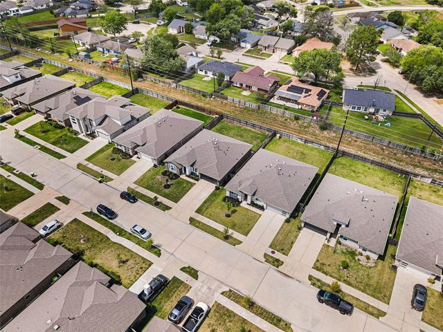 1126 Hyde Lake Lane, Missouri City, TX 77459