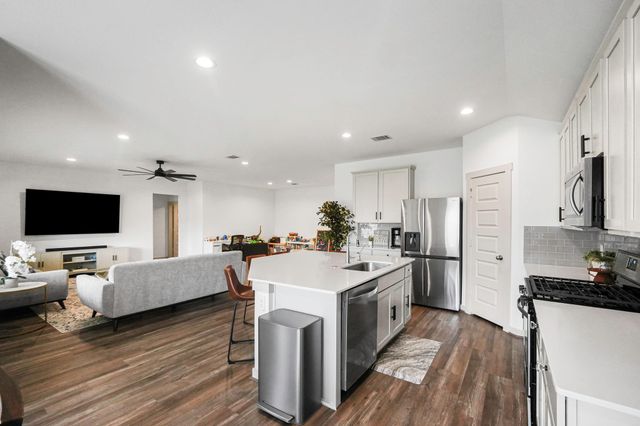 1126 Hyde Lake Lane, Missouri City, TX 77459