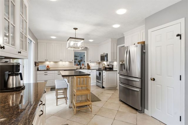 9267 N Creek Lane, Centerville, OH 45458