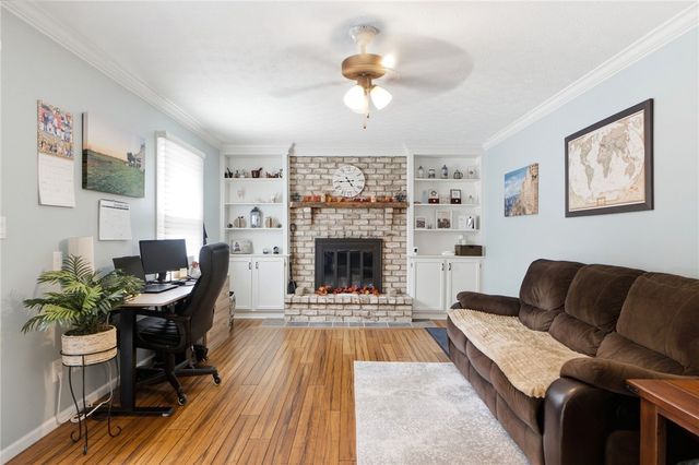 9267 N Creek Lane, Centerville, OH 45458