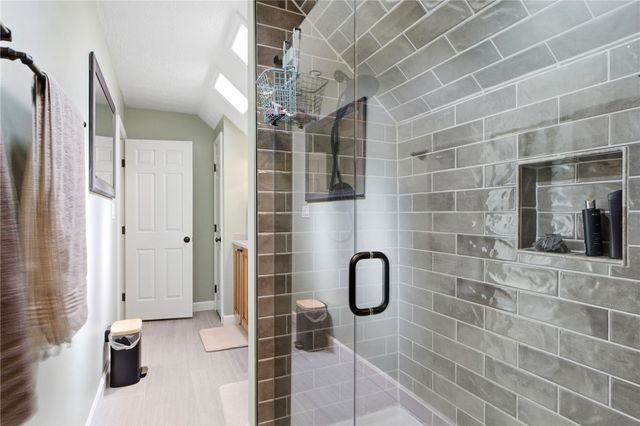 9267 N Creek Lane, Centerville, OH 45458