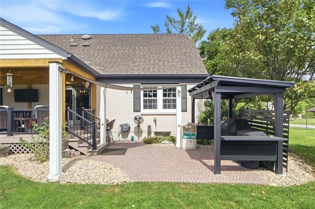 9267 N Creek Lane, Centerville, OH 45458