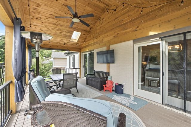 9267 N Creek Lane, Centerville, OH 45458