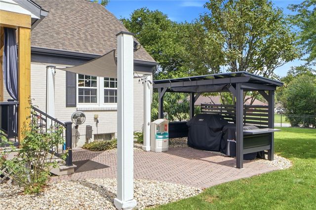 9267 N Creek Lane, Centerville, OH 45458