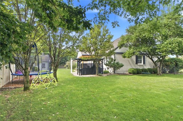 9267 N Creek Lane, Centerville, OH 45458