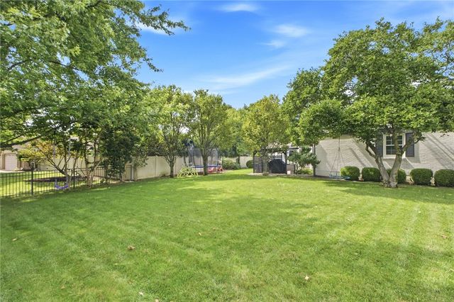 9267 N Creek Lane, Centerville, OH 45458
