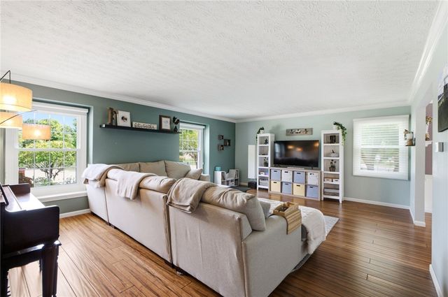 9267 N Creek Lane, Centerville, OH 45458