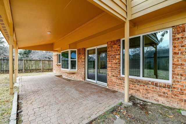 15415 Lindita Drive, Houston, TX 77083