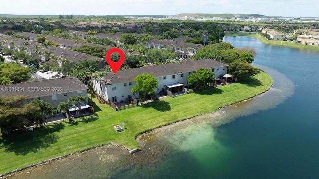 22424 SW 89th Path, Cutler Bay, FL 33190