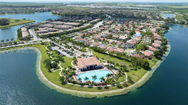 22424 SW 89th Path, Cutler Bay, FL 33190