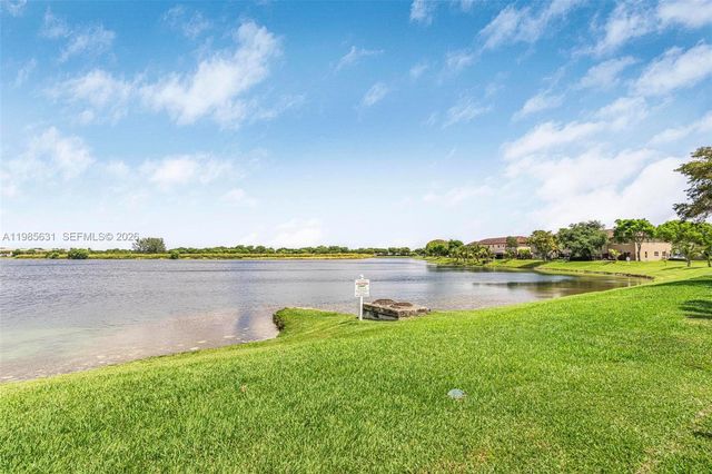 22424 SW 89th Path, Cutler Bay, FL 33190