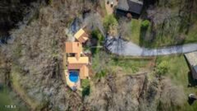 305 Pleasley Road, Kingsport, TN 37660