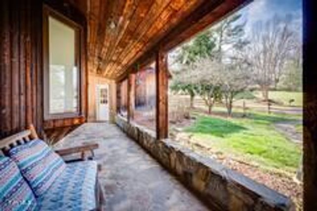 305 Pleasley Road, Kingsport, TN 37660