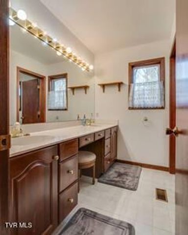 305 Pleasley Road, Kingsport, TN 37660
