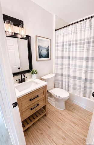 30731 Steinhauer Street, Westland, MI 48186