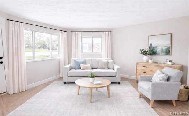 30731 Steinhauer Street, Westland, MI 48186