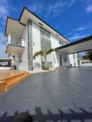 901 NW 22nd Pl, Miami, FL 33125