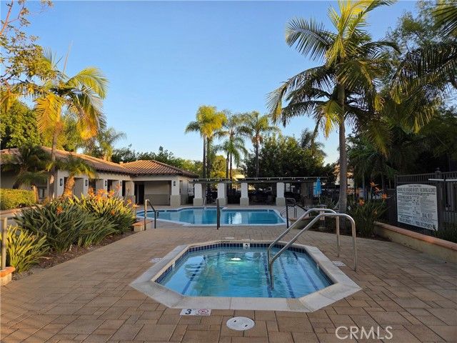 51 Via Pausa, Rancho Santa Margarita, CA 92688