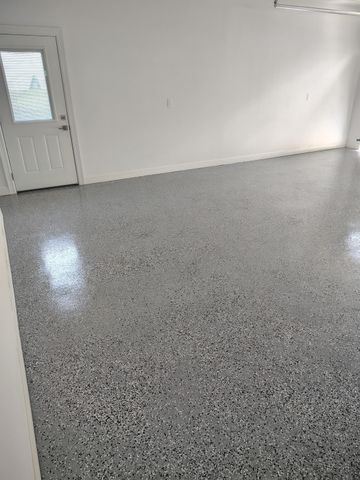 190 Faulkner Ave, Coldspring, TX 77331