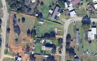 2217 Cadiz Circle, Granbury, TX 76048