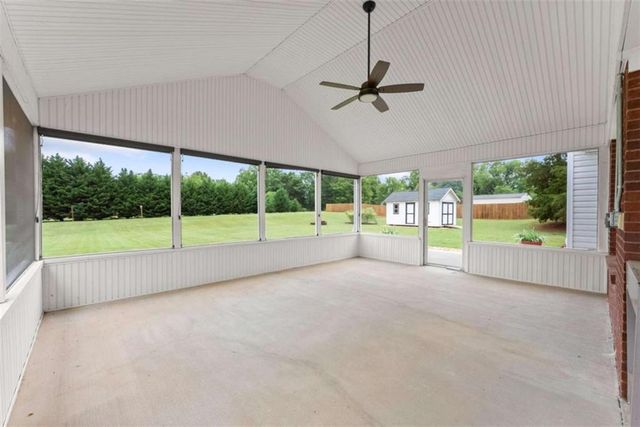 130 Meadow Creek Drive, Jefferson, GA 30549